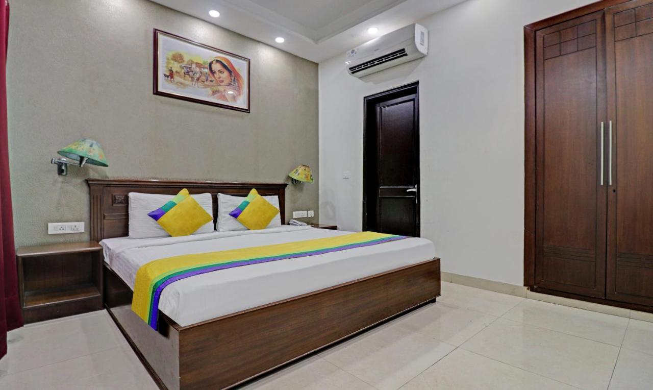 Itsy Hotels Hamlets Stay Noida Extérieur photo